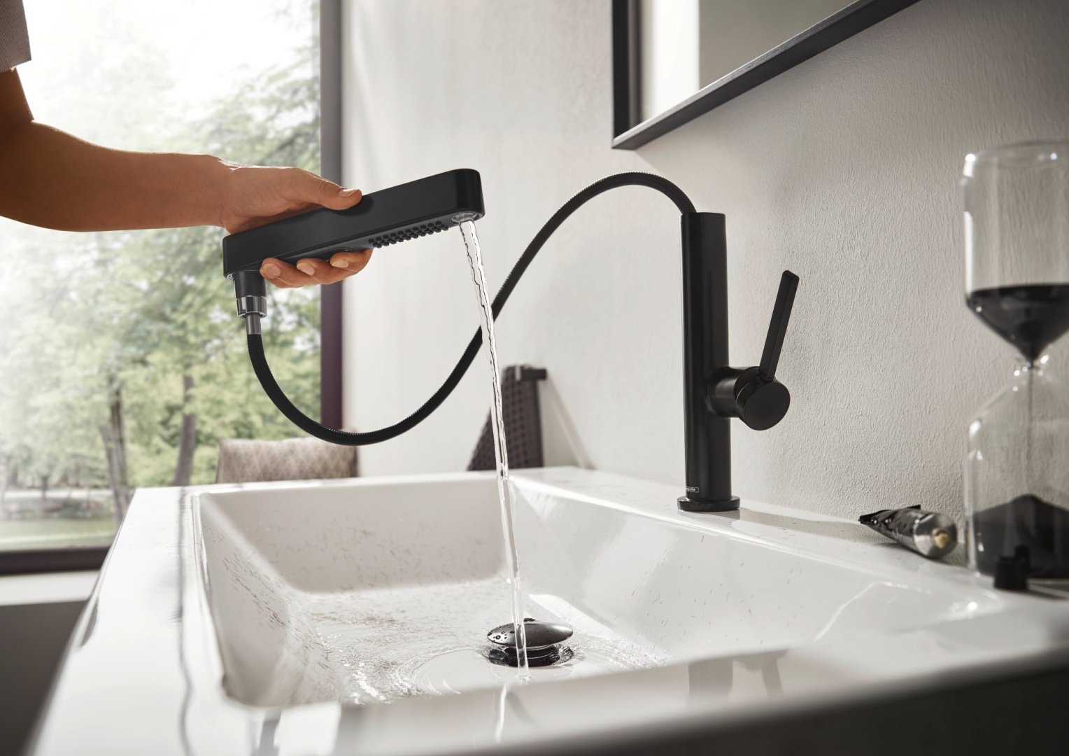 Смеситель Hansgrohe Finoris 76063340, латунь, цвет черный