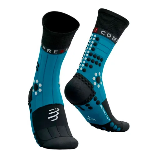Носки Compressport Pro Racing winter trail SCRU204-5028 черно-голубые 45-47