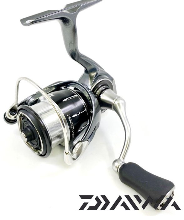 Катушка DAIWA безынерционная 24LUVIAS LT2000S-P