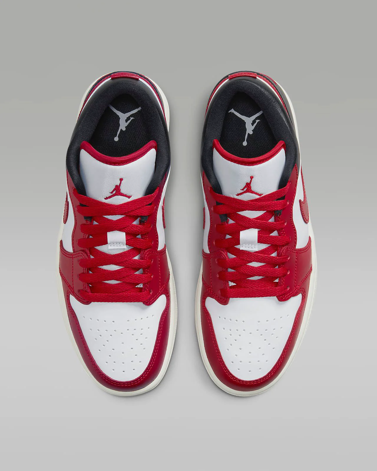 Кроссовки Air Jordan 1 Low белый 35,5 купить,0