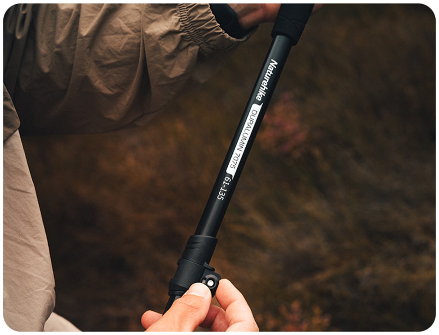Треккинговая палка Naturehike NH17D017-D 61-135 см черный купить,NaN