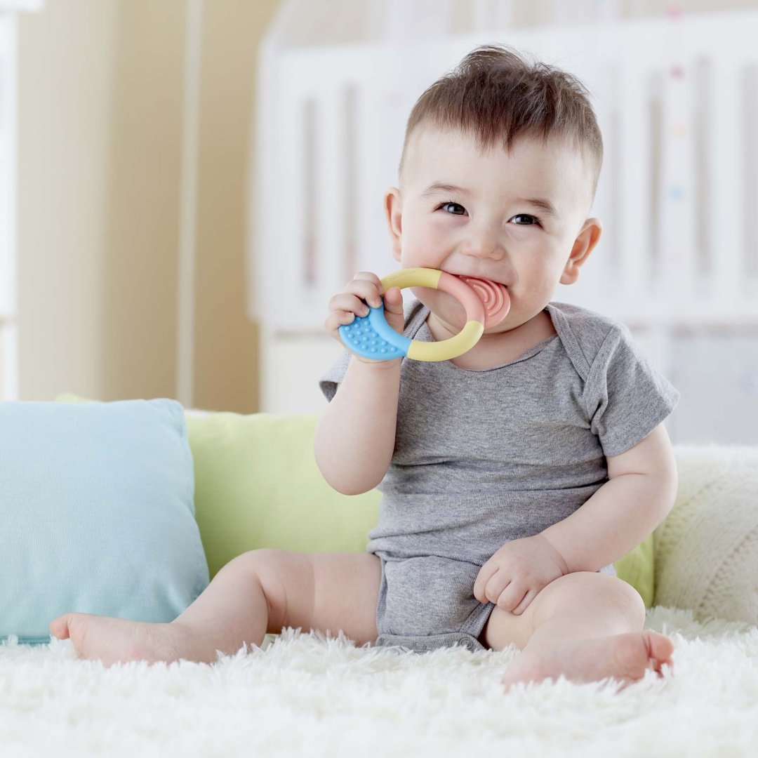 Hape E0026 прорезыватель, 1 шт, ABS, желтый, розовый, голубой