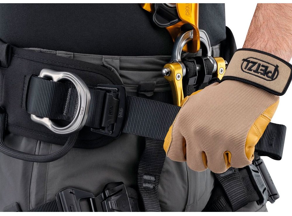 Страховочная система Petzl ASTRO International Version, C083BB01