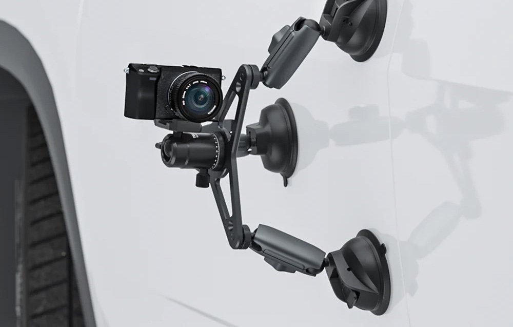 Автомобильный штатив Telesin Three-Arm TE-TSB-001 черный