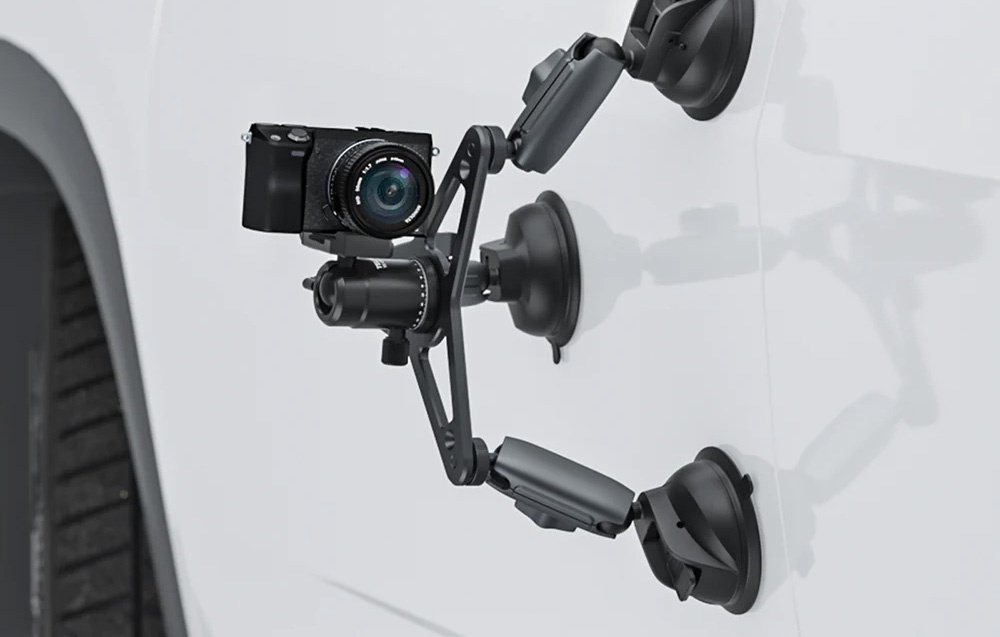Автомобильный штатив Telesin Three-Arm TE-TSB-001 черный купить,NaN