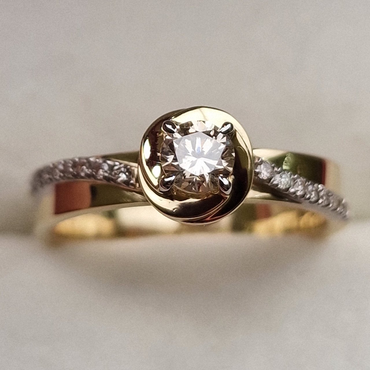 Кольцо Deimantas 98882974 17р 3,61гр 0,37ct. купить,NaN