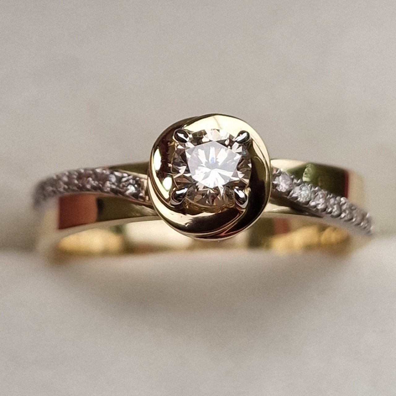 Кольцо Deimantas 98882974 17р 3,61гр 0,37ct. купить,NaN