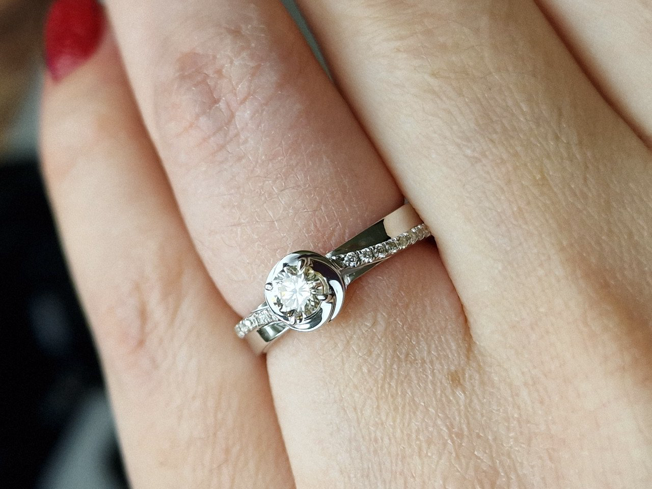 Кольцо Deimantas 98882982 16,5р 3,64гр 0,37ct. купить,NaN