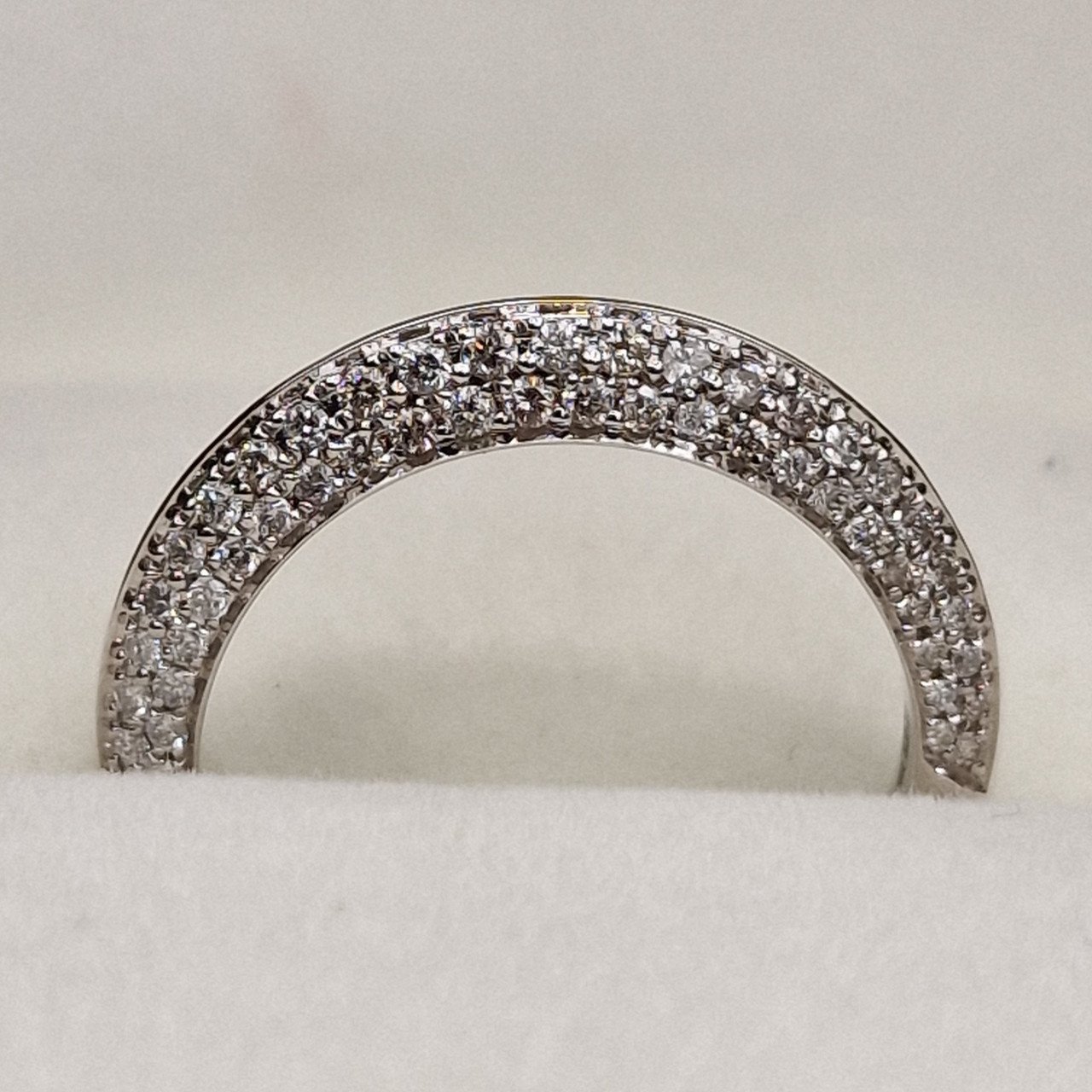 Кольцо Deimantas 98882998 16,5р 2,44гр 0,64ct. купить,NaN