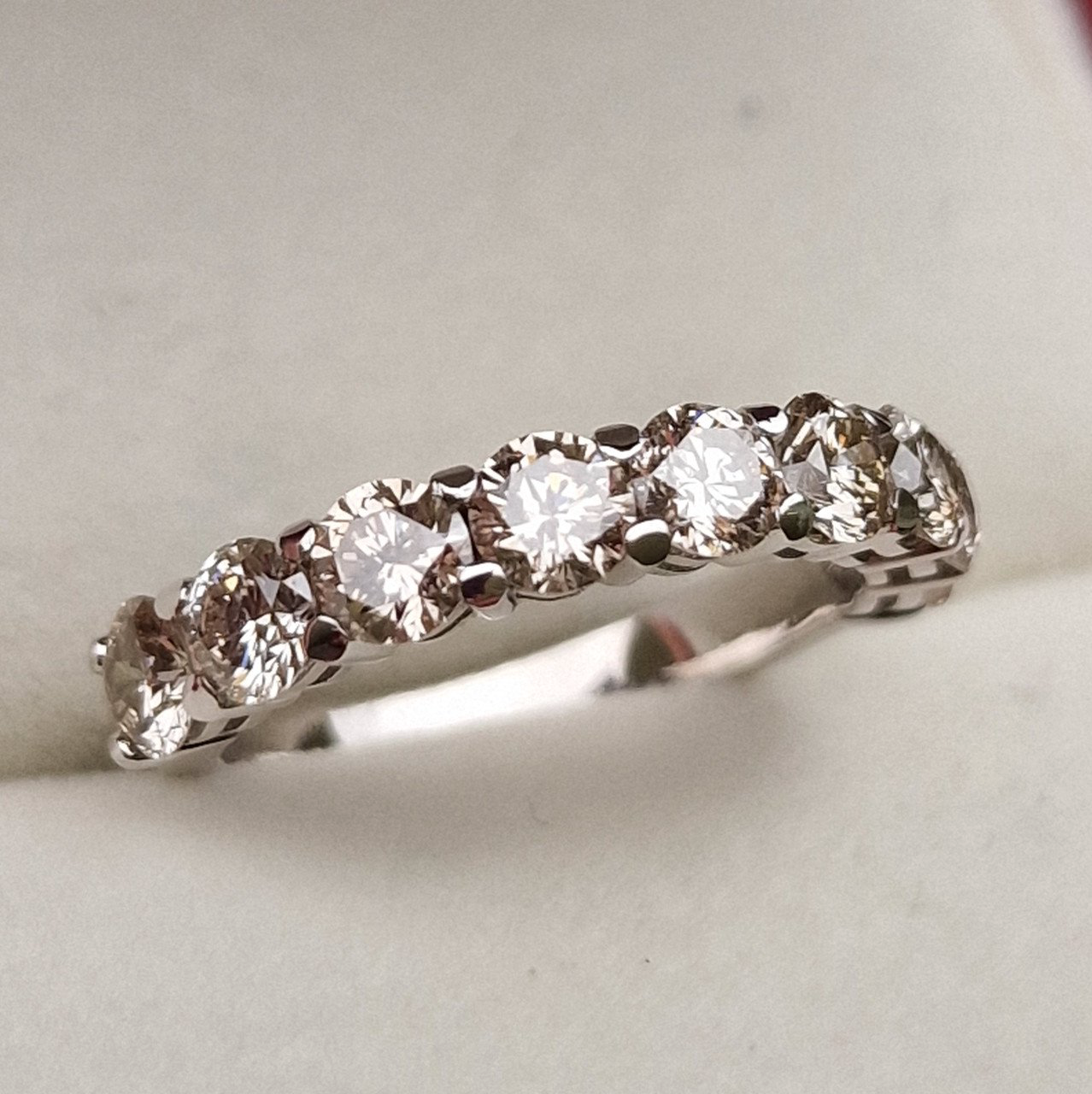 Кольцо Deimantas 98882987 16,5р 3,13гр 1,90ct. купить,NaN