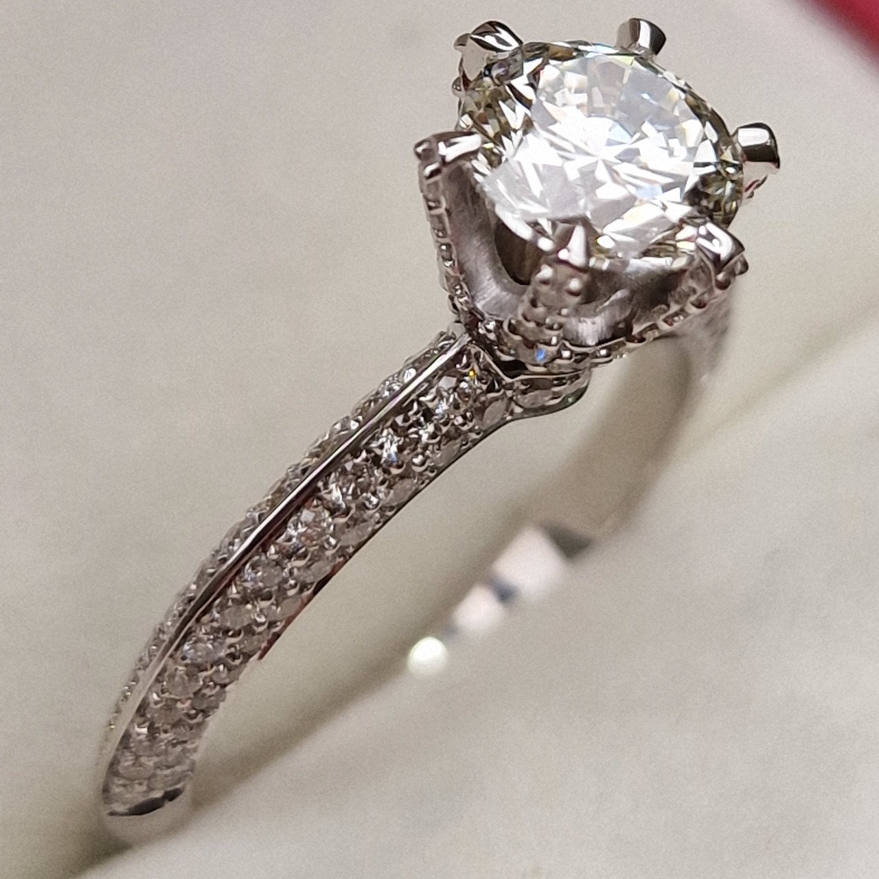 Кольцо Deimantas 98883436 17р 3,32гр 2,19ct. купить,NaN