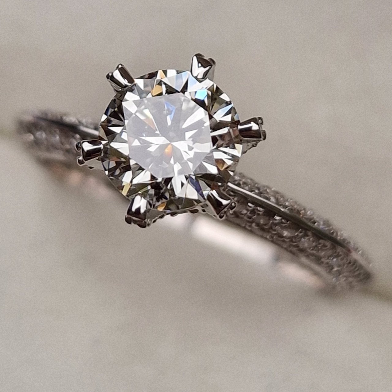 Кольцо Deimantas 98883436 17р 3,32гр 2,19ct. купить,NaN