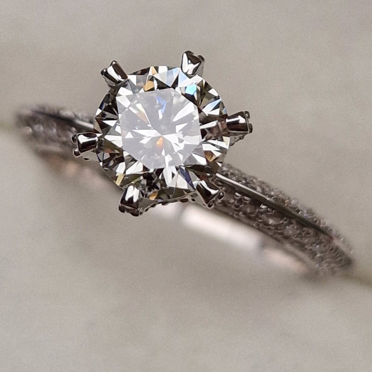 Кольцо Deimantas 98883436 17р 3,32гр 2,19ct. купить,NaN