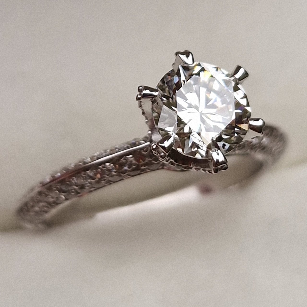 Кольцо Deimantas 98883436 17р 3,32гр 2,19ct. купить,NaN