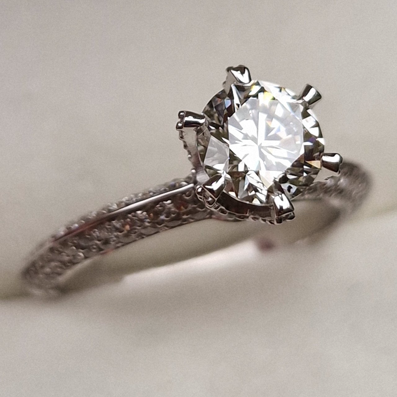 Кольцо Deimantas 98883436 17р 3,32гр 2,19ct. купить,NaN