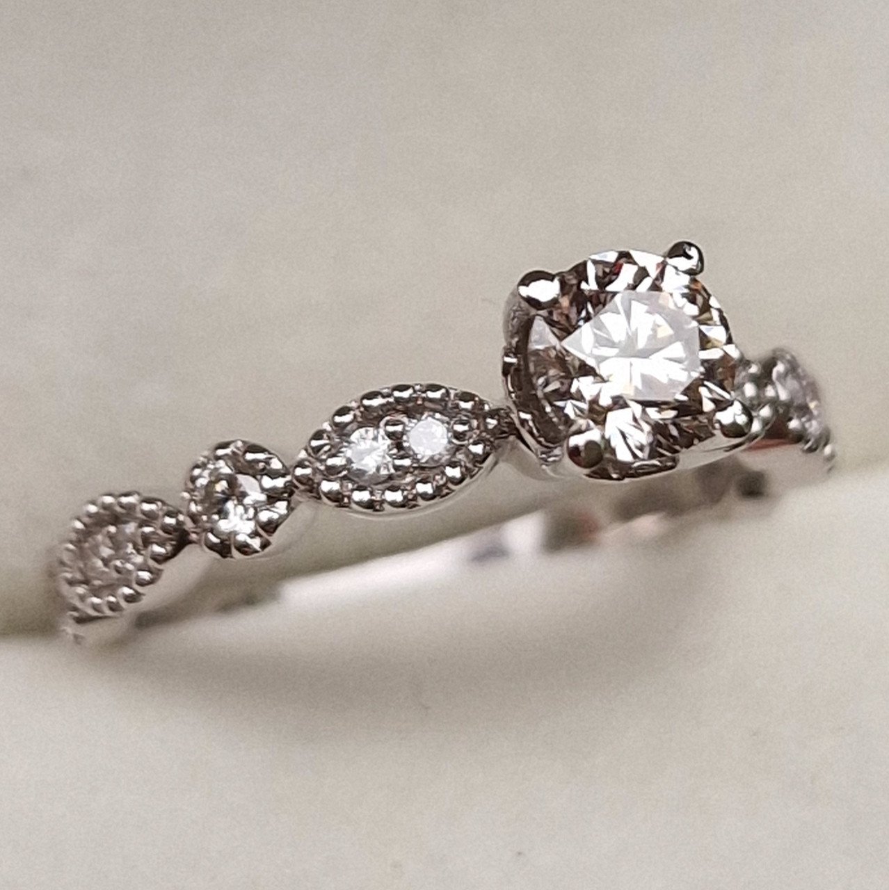 Кольцо Deimantas 98883580 16,5р 2,34гр 0,67ct. купить,NaN