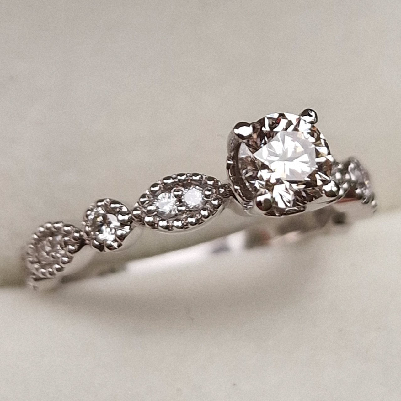 Кольцо Deimantas 98883580 16,5р 2,34гр 0,67ct. купить,NaN