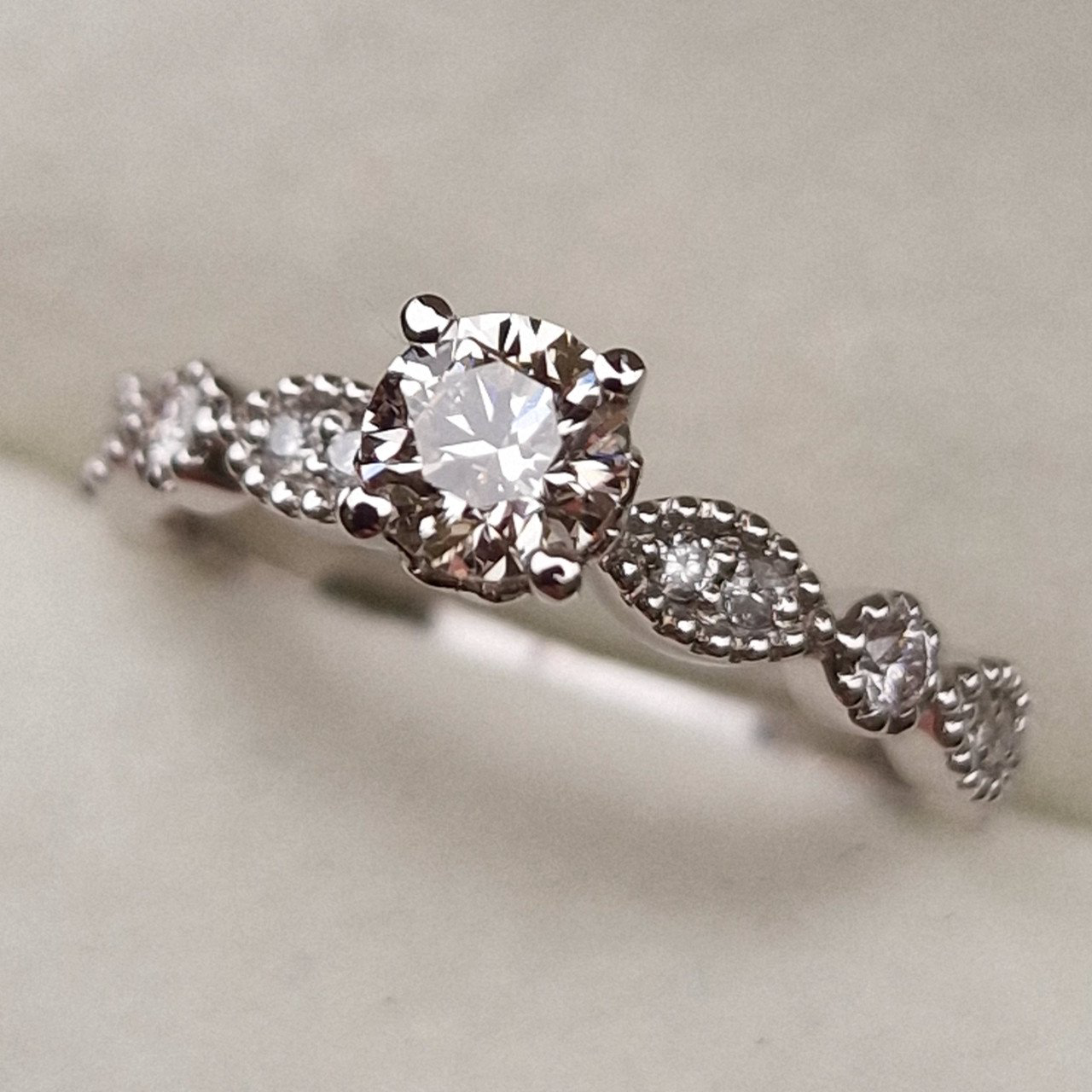 Кольцо Deimantas 98883580 16,5р 2,34гр 0,67ct. купить,NaN