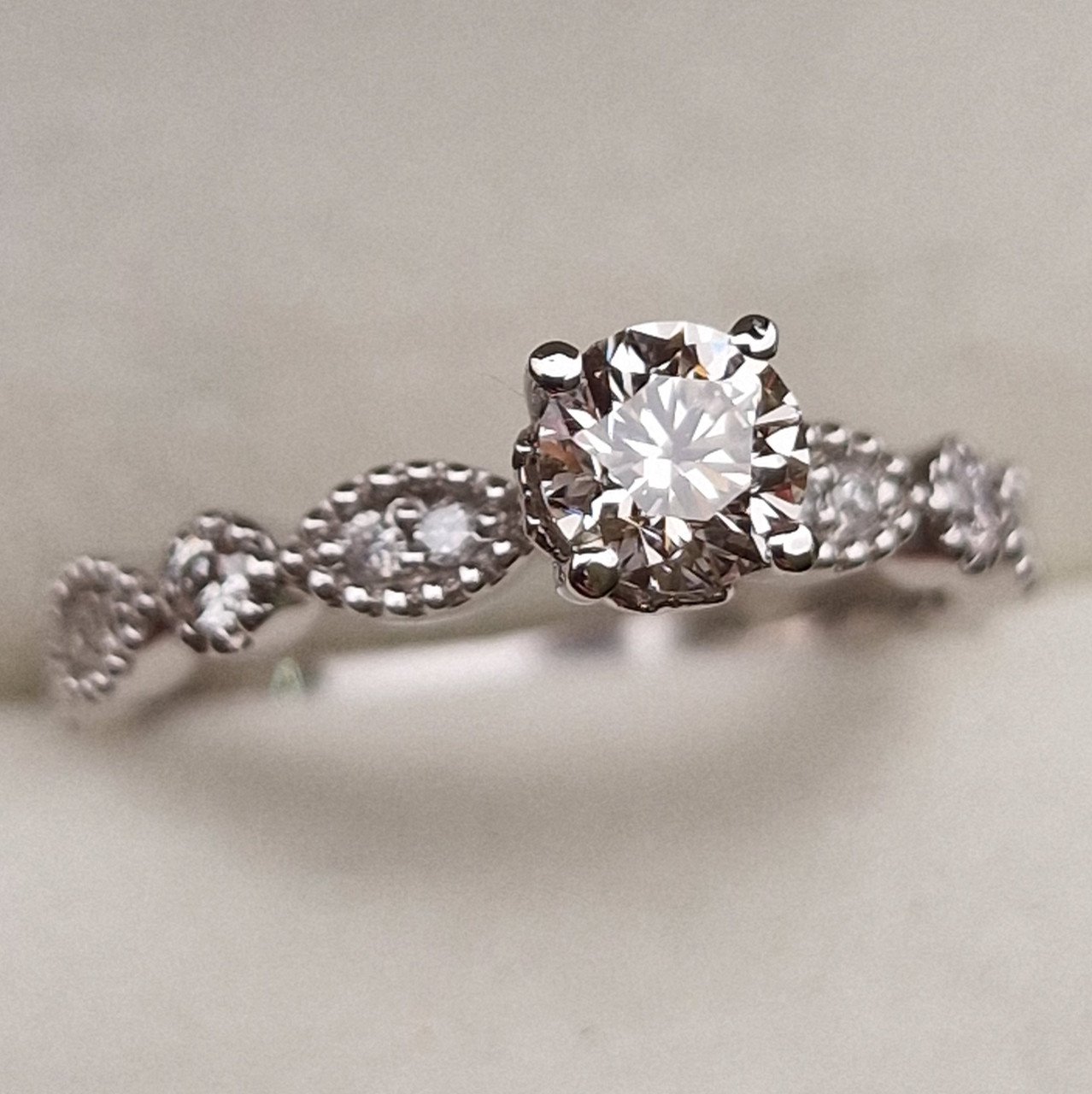 Кольцо Deimantas 98883580 16,5р 2,34гр 0,67ct. купить,NaN