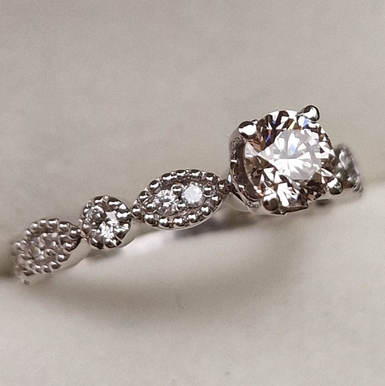 Кольцо Deimantas 98883580 16,5р 2,34гр 0,67ct. купить,NaN