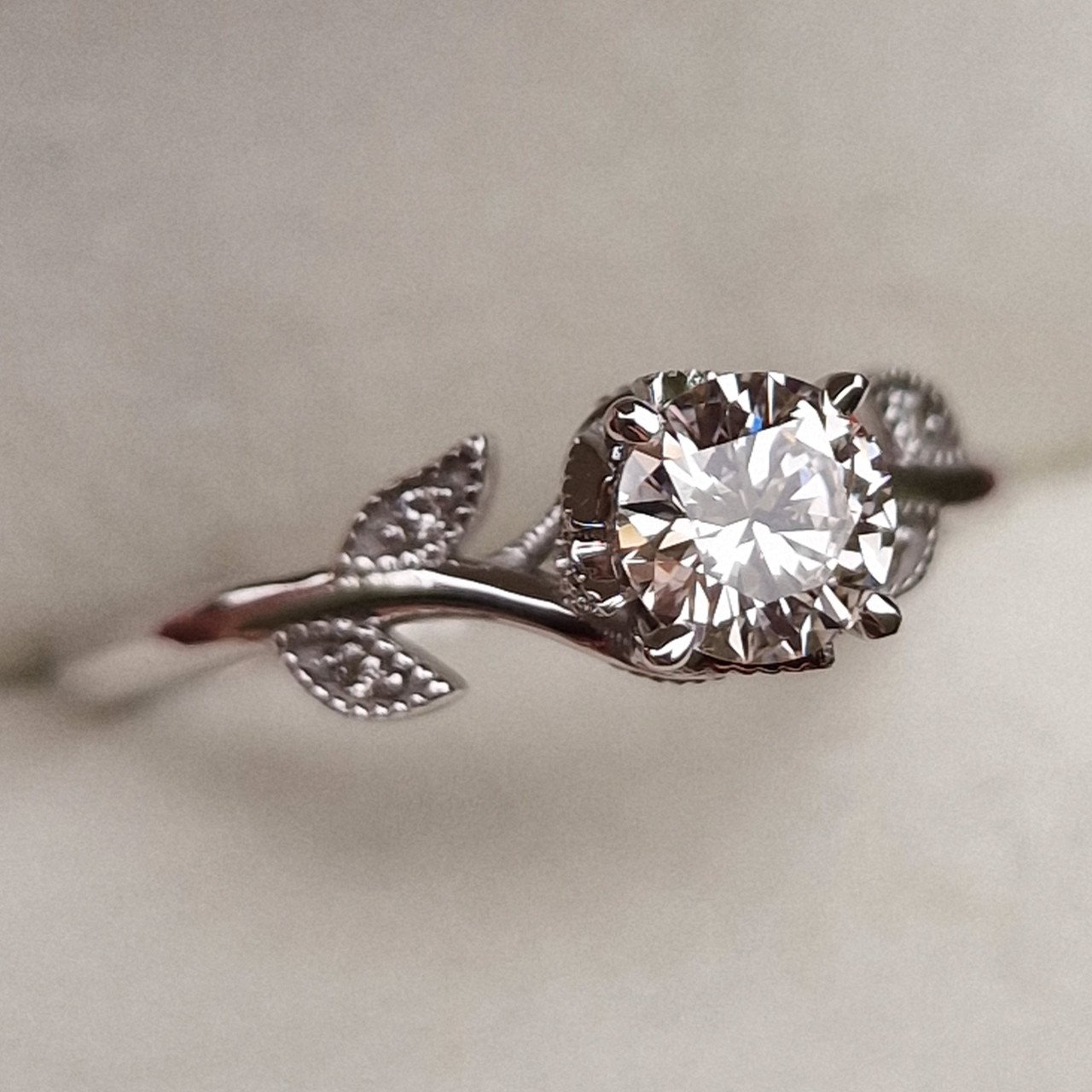 Кольцо Deimantas 98883669 17,5р 2,76гр 0,64ct. купить,NaN