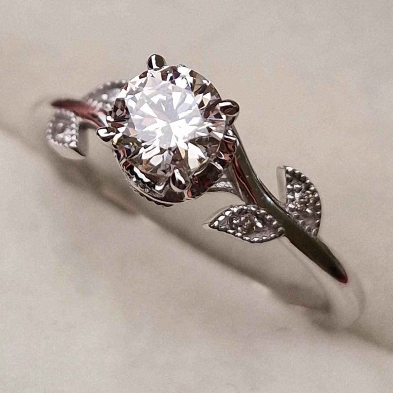 Кольцо Deimantas 98883669 17,5р 2,76гр 0,64ct. купить,NaN