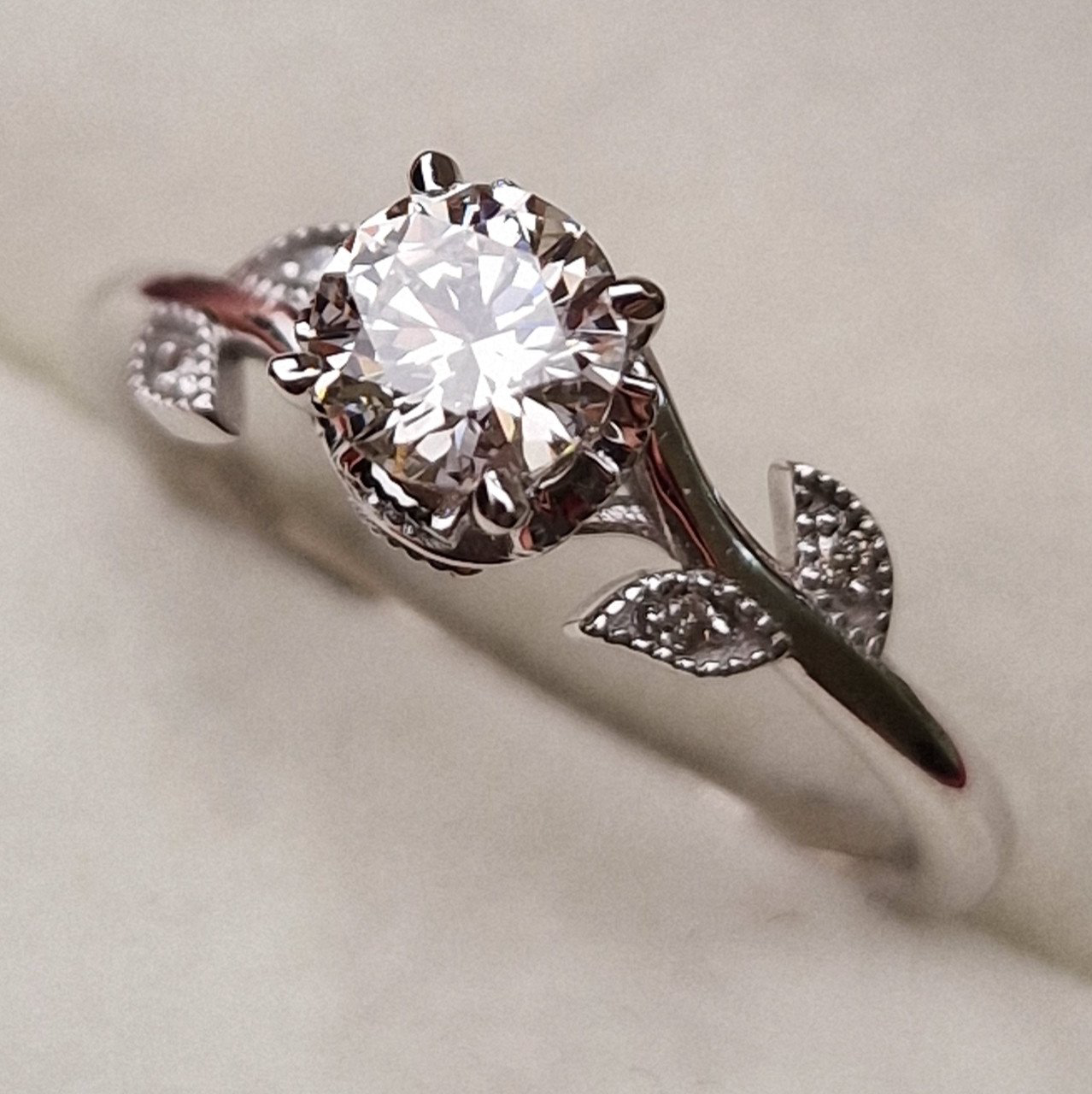 Кольцо Deimantas 98883669 17,5р 2,76гр 0,64ct. купить,NaN