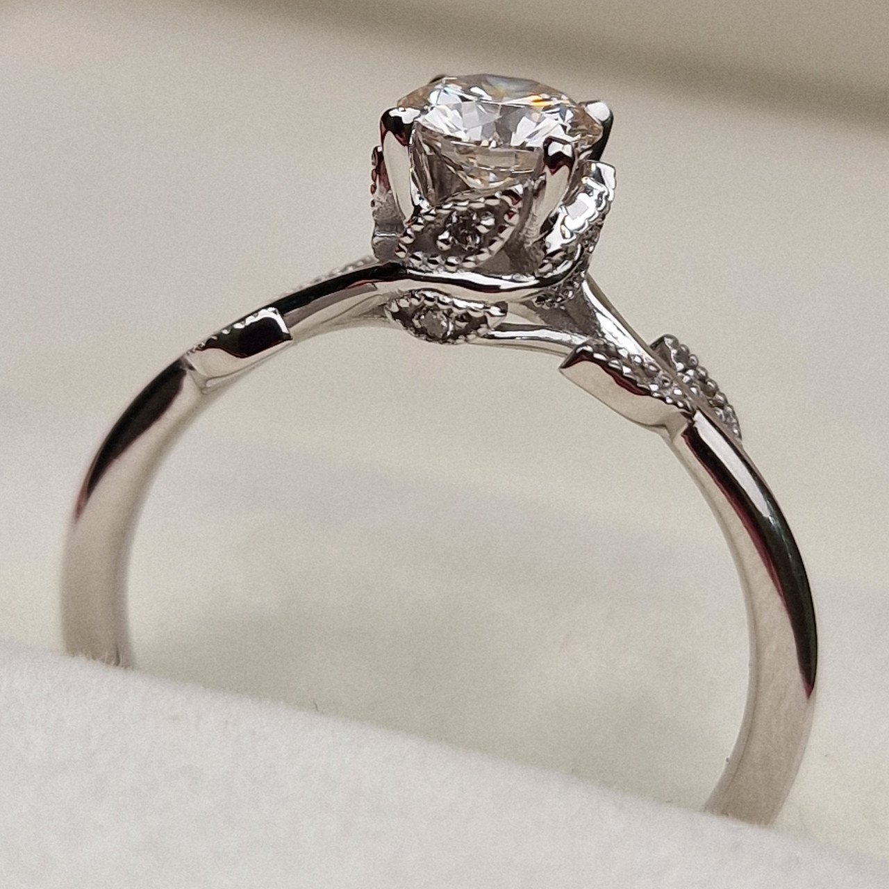 Кольцо Deimantas 98883669 17,5р 2,76гр 0,64ct. купить,NaN