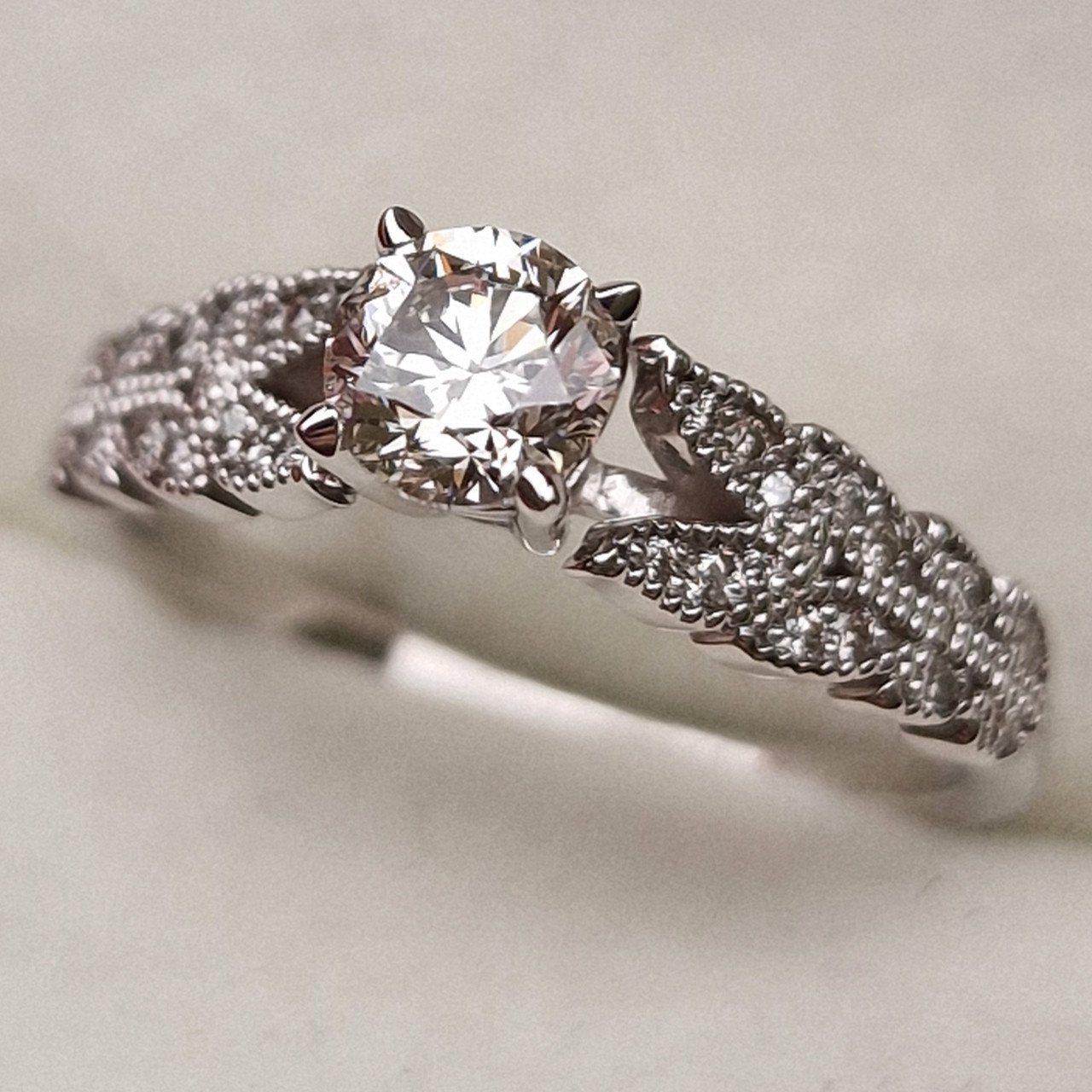 Кольцо Deimantas 98883681 16,5р 2,51гр 0,59ct. купить,NaN