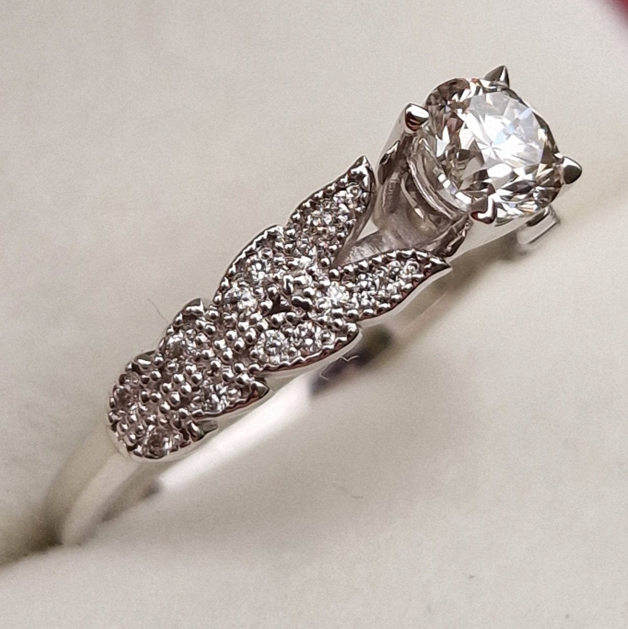 Кольцо Deimantas 98883681 16,5р 2,51гр 0,59ct. купить,NaN