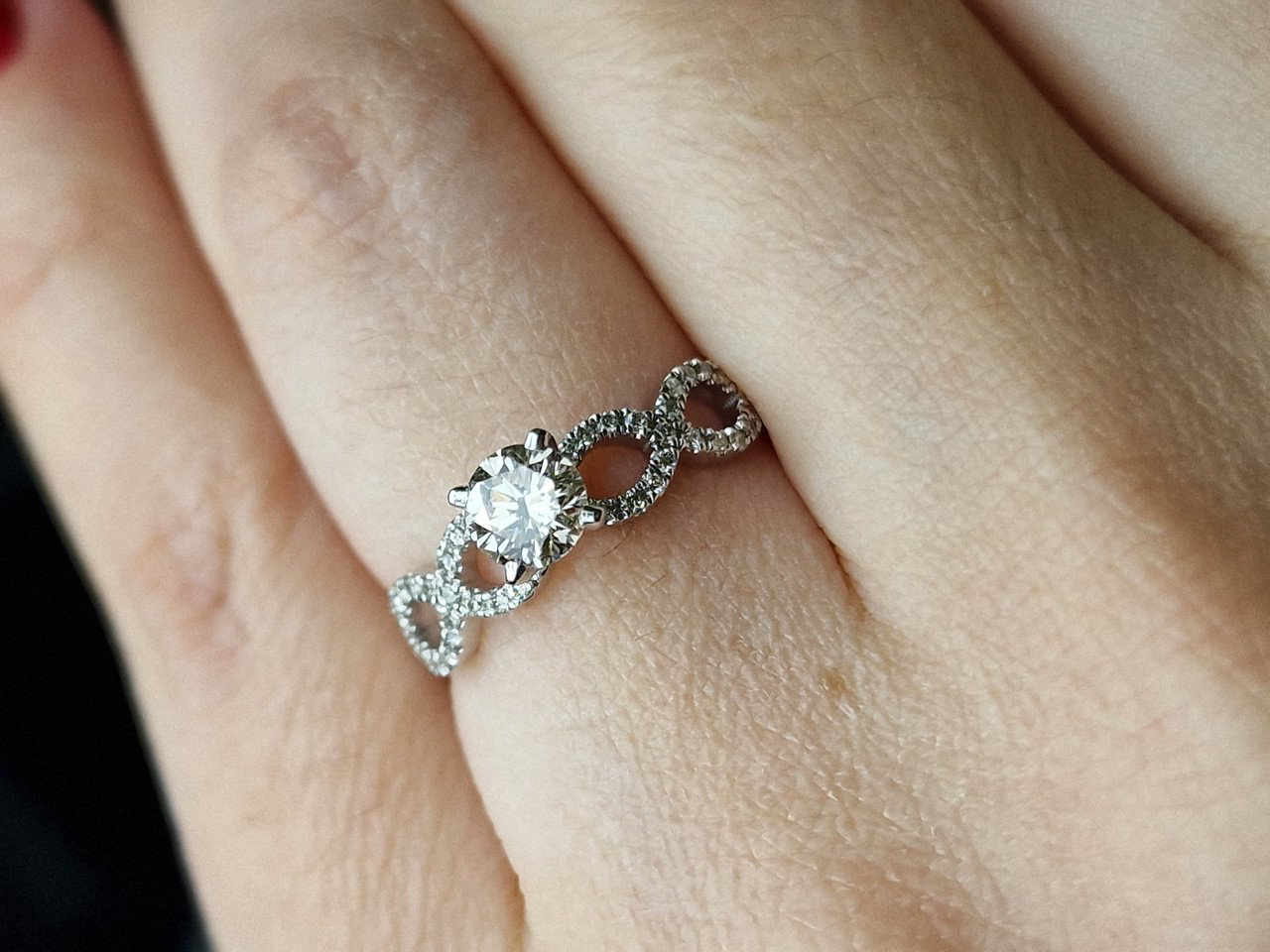 Кольцо Deimantas 98883795 17р 2,7гр 0,67ct. купить,NaN