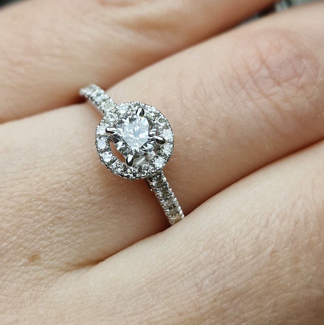 Кольца Deimantas 98883810 18р 3,05гр 0,80ct. купить,NaN