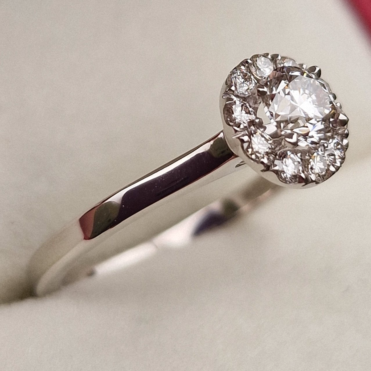Кольцо Deimantas 98883818 16,5р 2,57гр 0,65ct. купить,NaN