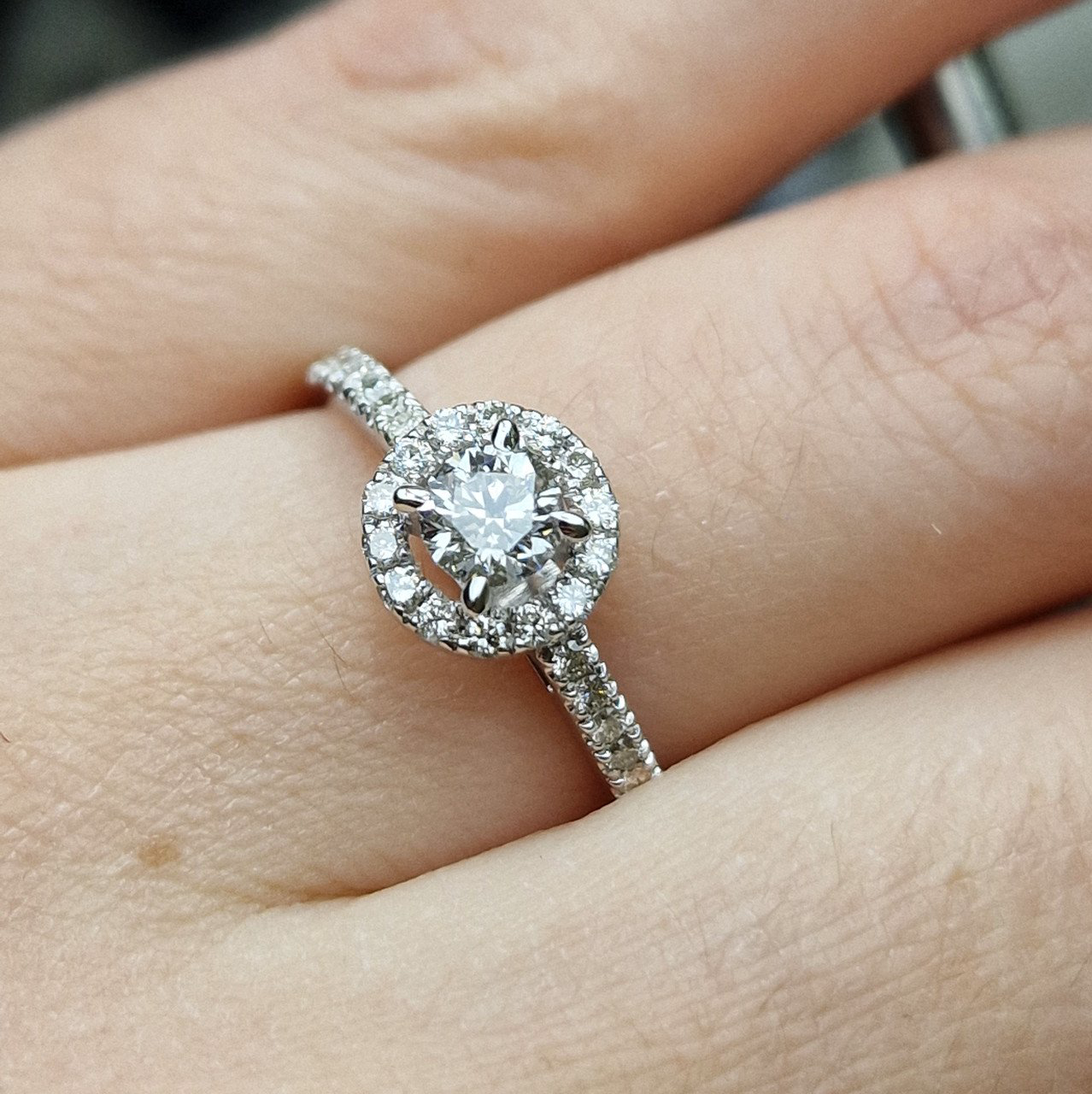 Кольца Deimantas 98883810 18р 3,05гр 0,80ct. купить,NaN