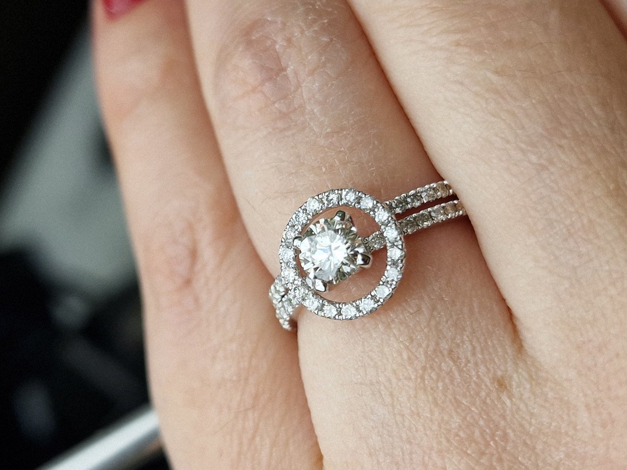 Кольцо Deimantas 98883833 17р 3,54гр 1,06ct. купить,NaN