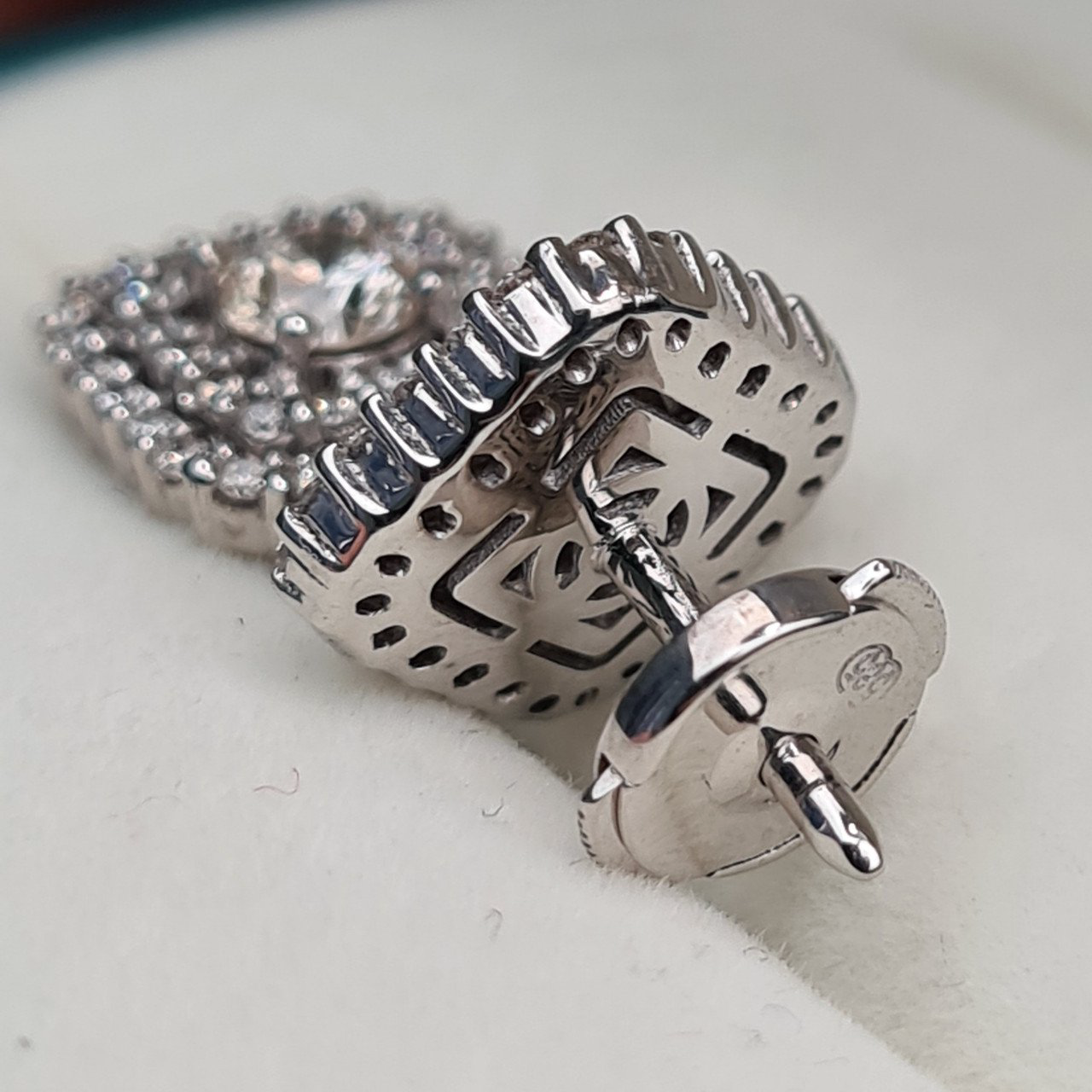 Серьги Deimantas 98882871 4,61гр 1,61ct. купить,NaN