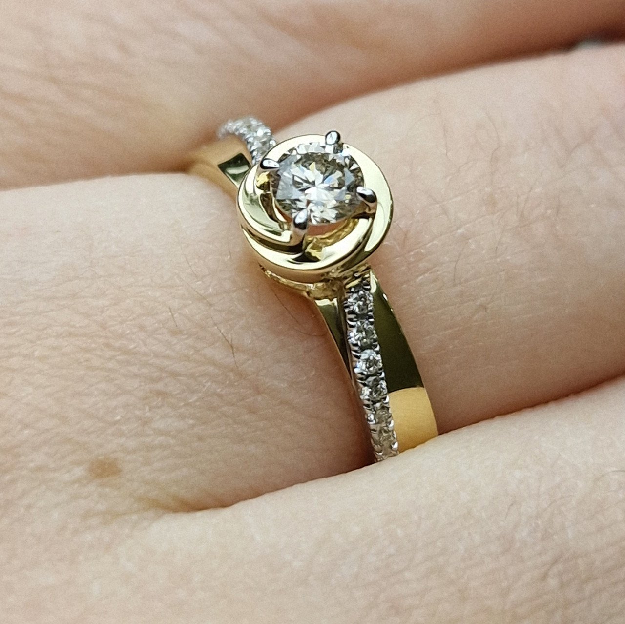 Кольцо Deimantas 98882974 17р 3,61гр 0,37ct. купить,NaN