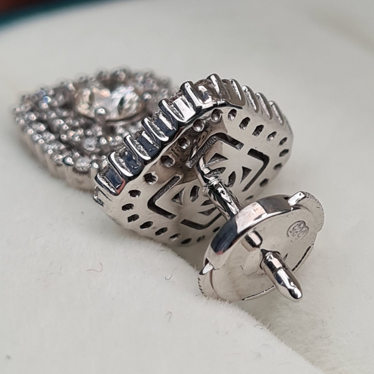 Серьги Deimantas 98882560 4,57гр 1,59ct. купить,NaN