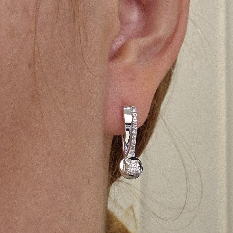 Серьги Deimantas 98882889 6,39гр 0,59ct. купить,NaN