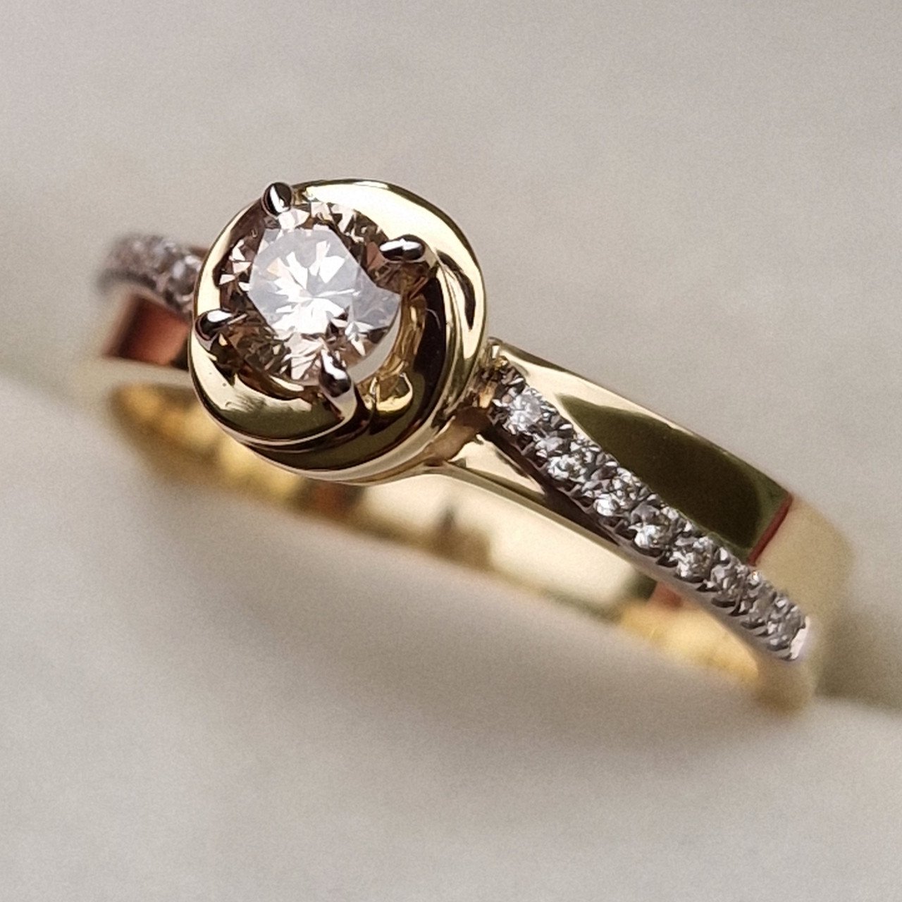 Кольцо Deimantas 98882974 17р 3,61гр 0,37ct. купить,NaN