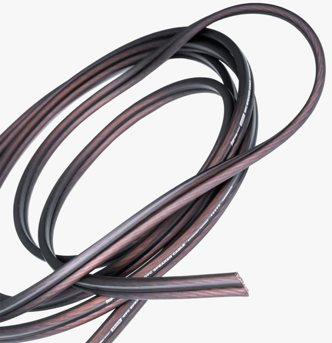 AMP кабель PRO 12Ga OFC Extremely flexible медь 10 м 1 шт