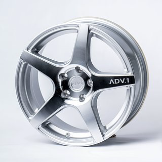 Комплект дисков Rimax 942 5х114,3 R17х7,5 СВ73,1 ЕТ40 SF купить,NaN