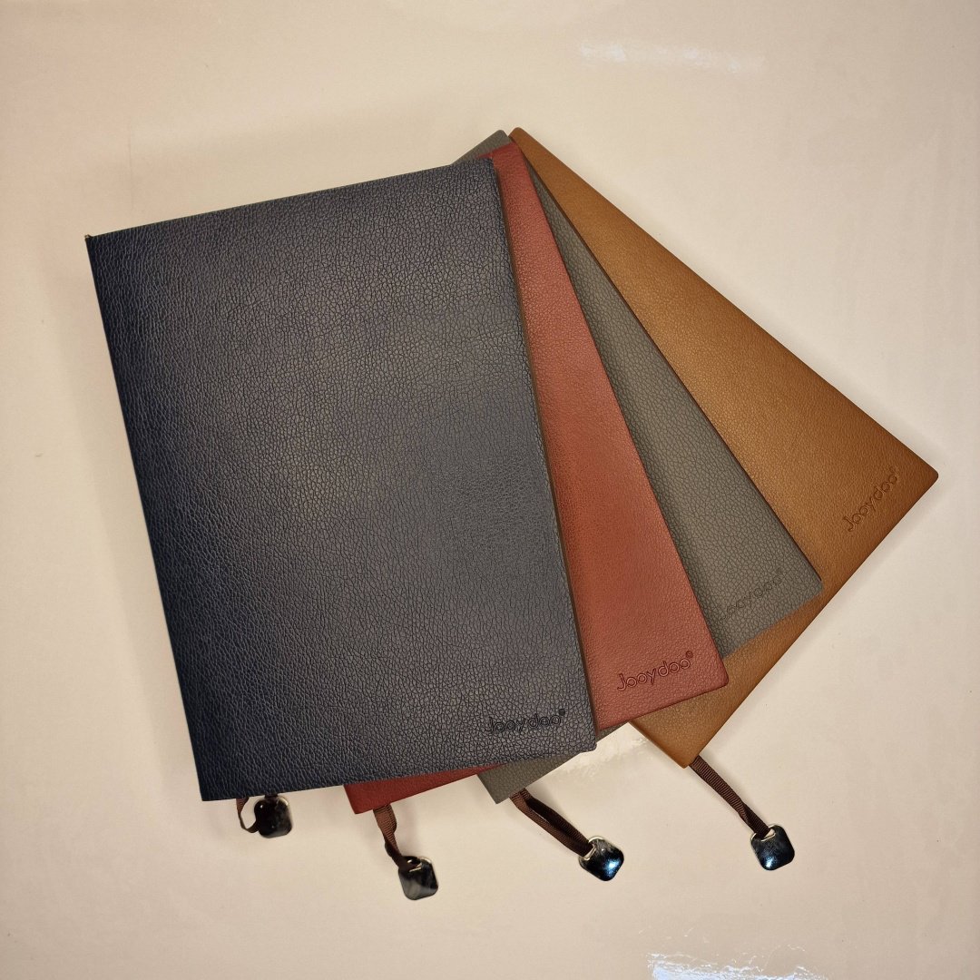 Ежедневник Jooydoo Экокожа, B5, 116 л, мультиколор