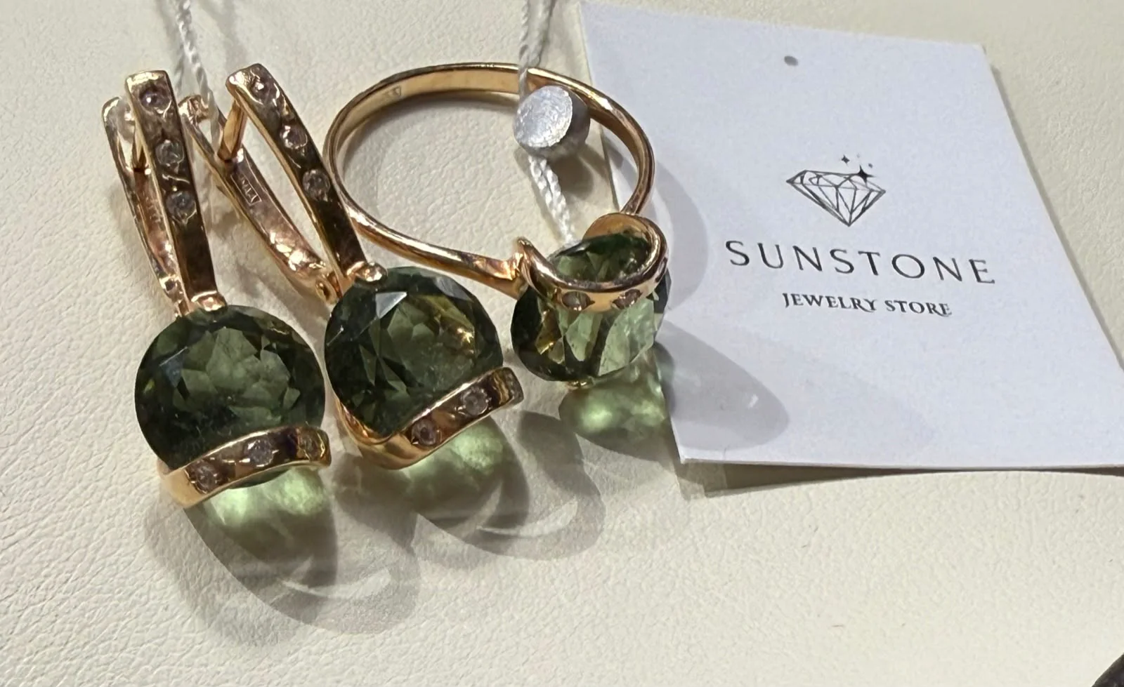 Комплект Sunstone S906 18р 7.5гр золото 585 купить,530000