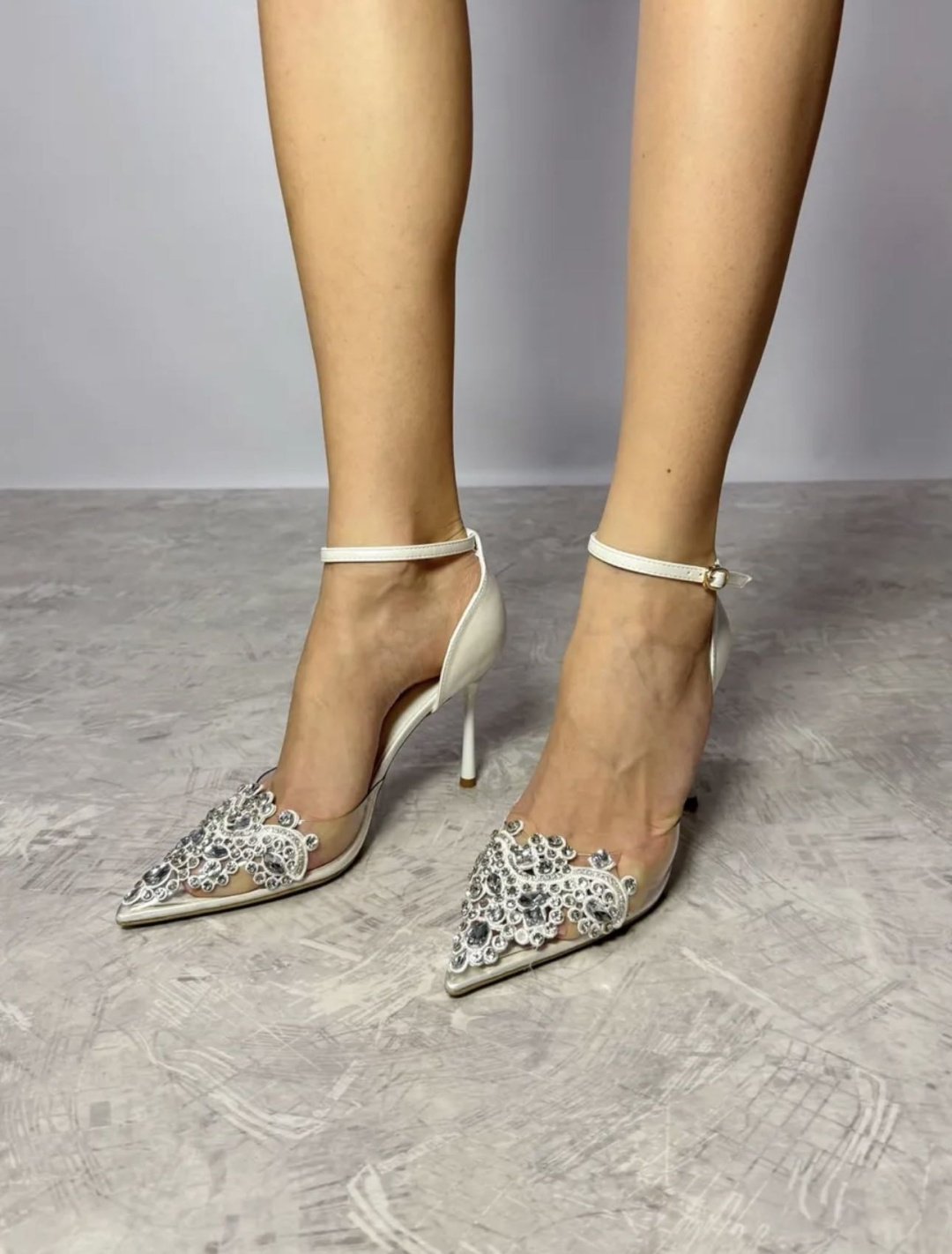 Туфли бежевый, прозрачный