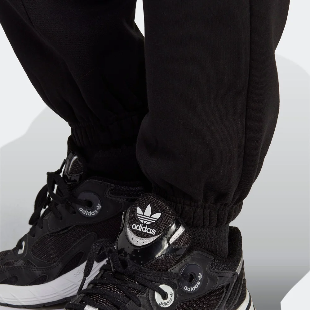 Брюки женские Adidas IA6437 черные S - ForteMarket Брюки женские Adidas IA6437 черные S купить,0