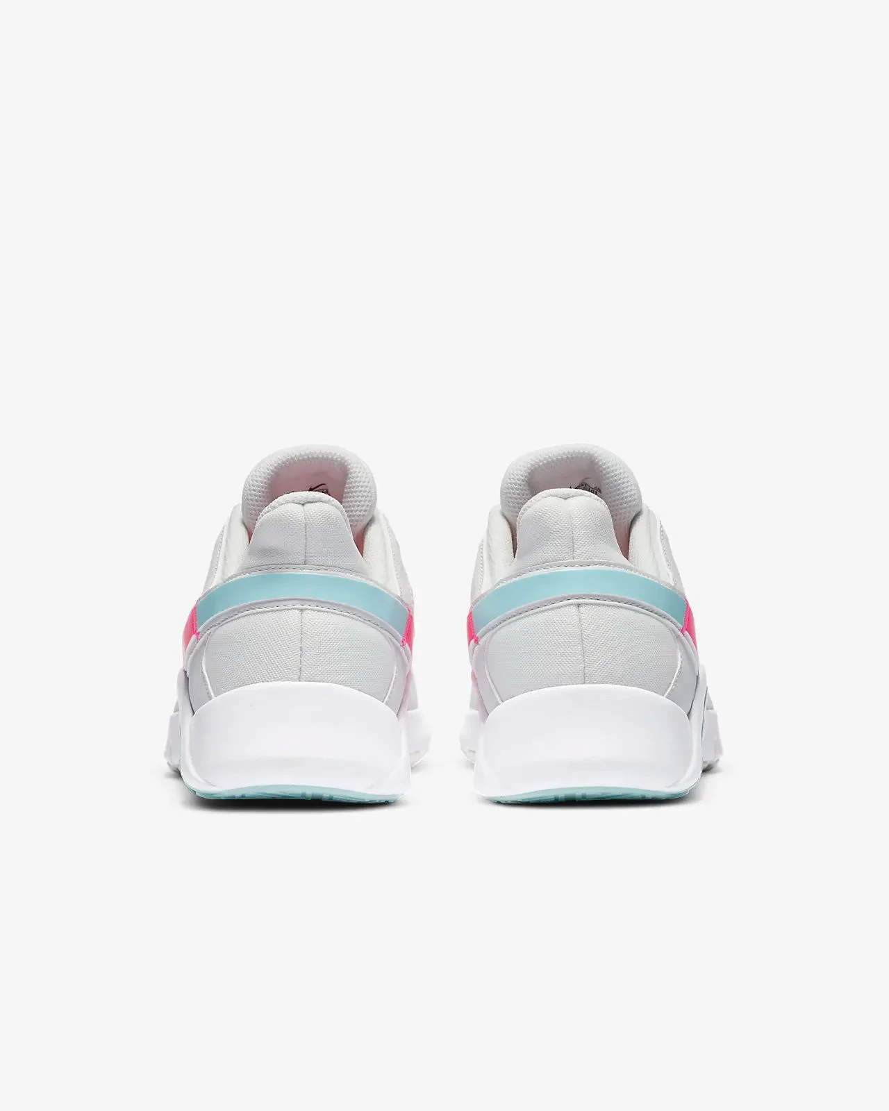 Кроссовки Nike Legend Essential 2 white 37.5 купить,0