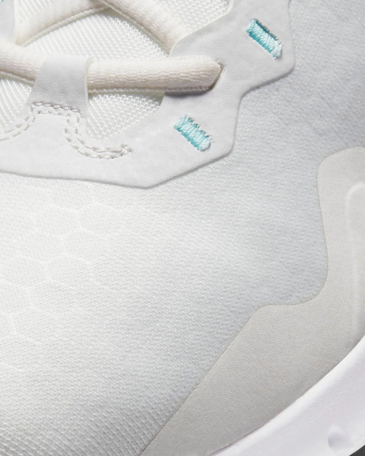 Кроссовки Nike Legend Essential 2 white 37.5 купить,0