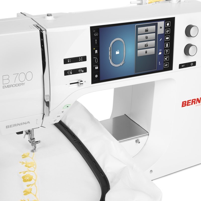 Вышивальная машина Berinina 700 белая - ForteMarket Вышивальная машина Berinina 700 белая купить,0