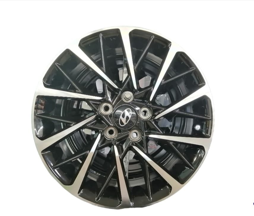 Powcan E652 7.5x17/5x114.3 D67.1 ET45 4 диска черный, серебристый купить,NaN